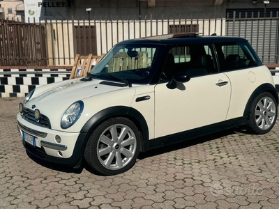 Usato 2007 Mini Cooper 1.4 Diesel 88 CV (4.799 €)