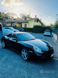 Usato 2007 Porsche Cayman 2.7 Benzin 245 CV (33.000 €)