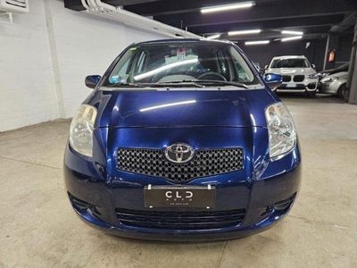 Usato 2007 Toyota Yaris 1.3 Benzin 87 CV (3.500 €)