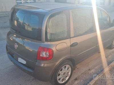 Usato 2008 Fiat Multipla 1.6 CNG_Hybrid 103 CV (2.300 €)