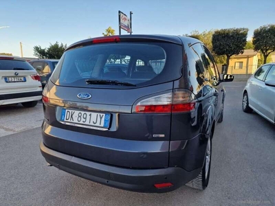 Usato 2008 Ford S-MAX 2.0 Diesel 140 CV (4.500 €)