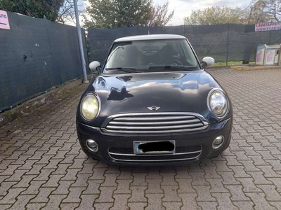 Usato 2008 Mini Cooper D 1.6 Diesel 110 CV (2.300 €)