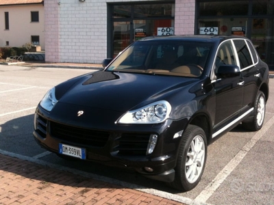 Usato 2008 Porsche Cayenne 3.6 Benzin (15.000 €)