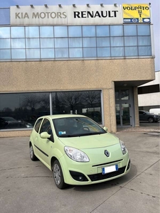 Usato 2008 Renault Twingo 1.1 Benzin 58 CV (3.900 €)
