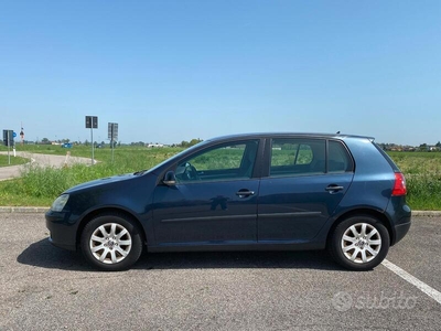 Usato 2008 VW Golf V 1.9 Diesel 105 CV (5.000 €)