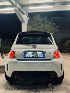 Usato 2009 Abarth 500 1.4 Benzin 135 CV (14.000 €)