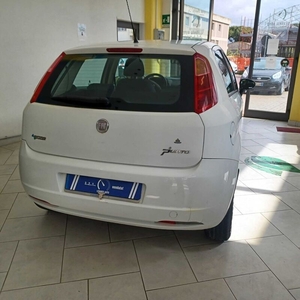 Usato 2009 Fiat Grande Punto 1.4 Benzin 77 CV (3.800 €)