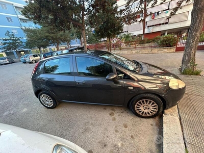 Usato 2009 Fiat Punto Diesel (1.500 €)