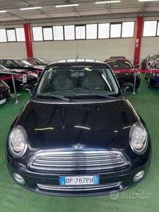 Usato 2009 Mini ONE 1.4 Benzin 95 CV (4.999 €)