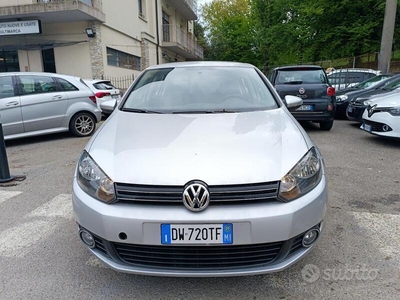 Usato 2009 VW Golf VI 1.4 Benzin 122 CV (7.500 €)