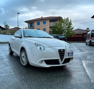 Usato 2010 Alfa Romeo MiTo 1.6 Diesel 120 CV (5.800 €)