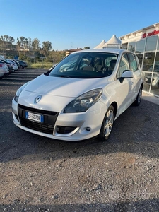 Usato 2010 Renault Scénic III 1.9 Diesel 130 CV (5.800 €)