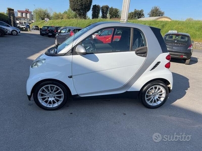 Usato 2010 Smart ForTwo Coupé 1.0 Benzin 71 CV (5.500 €)