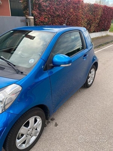 Usato 2010 Toyota iQ 1.0 Benzin (6.300 €)