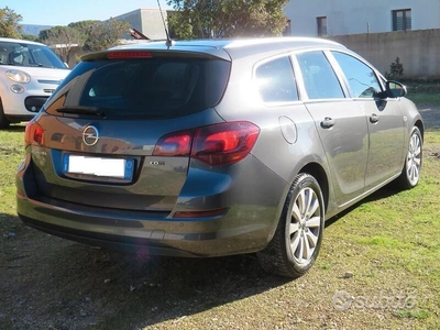 Usato 2011 Opel Astra 1.7 Diesel 125 CV (4.900 €)