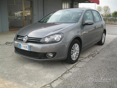 Usato 2011 VW Golf VI 1.2 Benzin 105 CV (8.000 €)