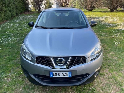 Usato 2012 Nissan Qashqai 1.6 Benzin 117 CV (8.490 €)