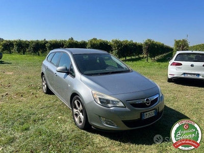 Usato 2012 Opel Astra 1.7 Diesel 110 CV (4.900 €)