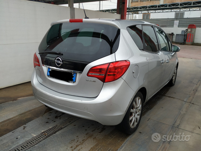 Usato 2012 Opel Meriva 1.2 Diesel 95 CV (3.489 €)