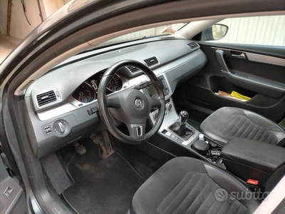 Usato 2012 VW Passat 2.0 Diesel 140 CV (5.800 €)