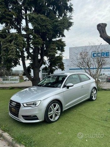 Usato 2013 Audi A3 1.4 Benzin 122 CV (10.399 €)