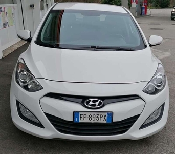 Usato 2013 Hyundai i30 1.6 Diesel 110 CV (8.400 €)