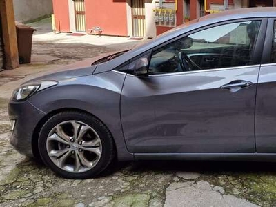 Usato 2014 Hyundai i30 1.6 Diesel 135 CV (13.800 €)