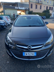 Usato 2014 Opel Astra 1.4 LPG_Hybrid 140 CV (8.500 €)