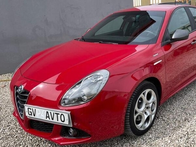 Usato 2015 Alfa Romeo Giulietta 1.4 Benzin 170 CV (14.000 €)