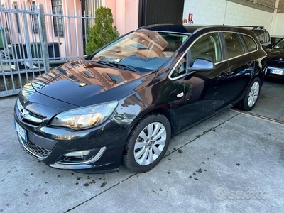 Usato 2015 Opel Astra 1.6 Diesel 136 CV (5.900 €)