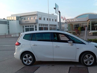 Usato 2015 Opel Zafira 1.6 CNG_Hybrid 150 CV (7.800 €)
