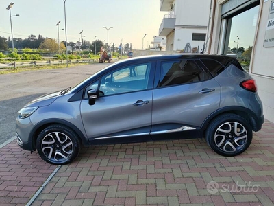 Usato 2015 Renault Captur 1.5 Diesel 90 CV (11.700 €)