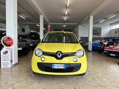 Usato 2015 Renault Twingo 1.0 Benzin 69 CV (6.999 €)