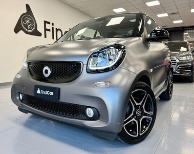 Usato 2015 Smart ForTwo Coupé 0.9 Benzin 90 CV (11.900 €)