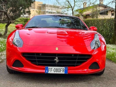 Usato 2016 Ferrari California 3.9 Benzin 560 CV (159.000 €)