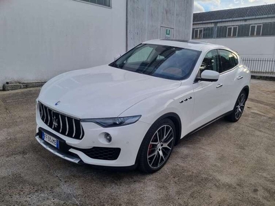 Usato 2016 Maserati Levante 3.0 Diesel 250 CV (34.000 €)