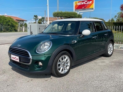 Usato 2016 Mini Cooper 1.5 Benzin 136 CV (14.500 €)