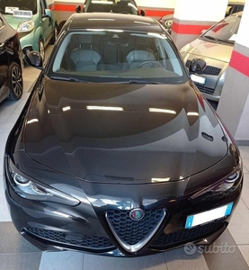 Usato 2017 Alfa Romeo Giulia 2.2 Diesel 150 CV (18.900 €)