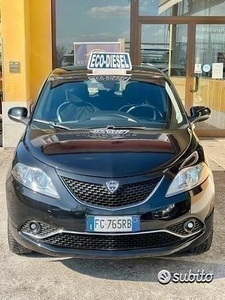 Usato 2017 Lancia Ypsilon 1.2 Diesel 95 CV (8.499 €)