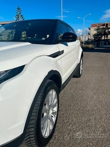 Usato 2017 Land Rover Range Rover evoque 2.0 Diesel 150 CV (20.000 €)