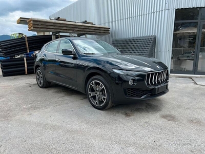 Usato 2017 Maserati Levante 3.0 Diesel 275 CV (34.000 €)