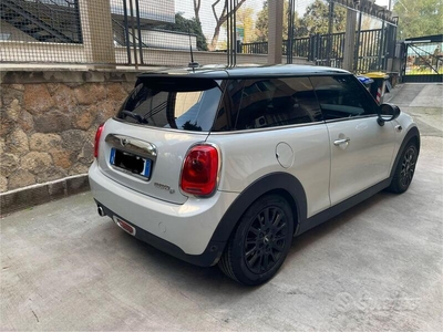 Usato 2017 Mini Cooper Coupé 1.5 Diesel 116 CV (16.000 €)