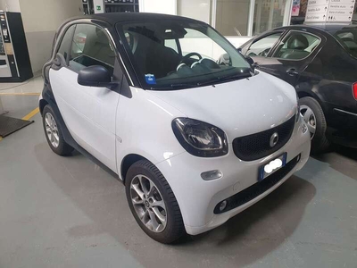 Usato 2017 Smart ForTwo Coupé 1.0 Benzin 71 CV (11.900 €)