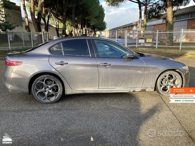 Usato 2018 Alfa Romeo Giulia 2.2 Diesel 180 CV (16.900 €)