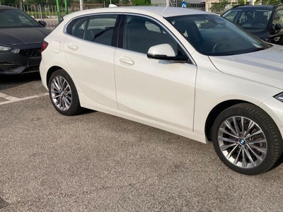 Usato 2019 BMW 118 1.5 Benzin 140 CV (20.900 €)