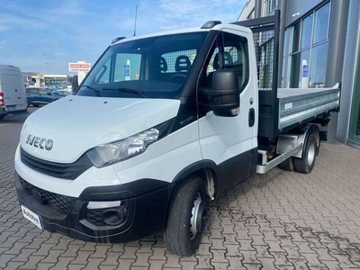 Usato 2019 Iveco Daily 3.0 Diesel 179 CV (32.200 €)