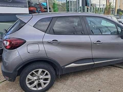 Usato 2019 Renault Captur 0.9 Benzin 90 CV (15.300 €)