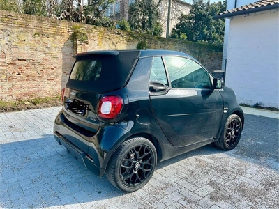 Usato 2019 Smart ForTwo Coupé 1.0 Benzin 71 CV (15.000 €)
