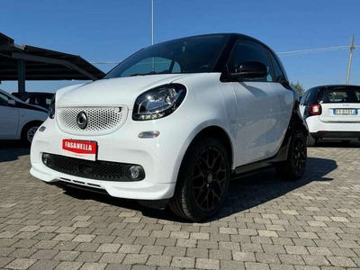 Usato 2019 Smart ForTwo Coupé 1.0 Benzin 71 CV (18.400 €)