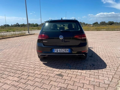 Usato 2019 VW Golf 1.6 Diesel 115 CV (14.900 €)